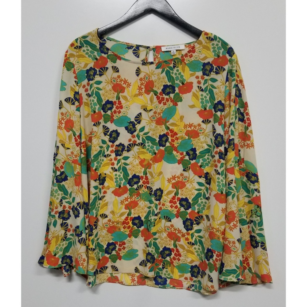 🌴5 for $25🌴Rose & 0live floral blouse